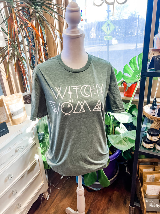 T-Shirt | Witchy Woman (Medium)